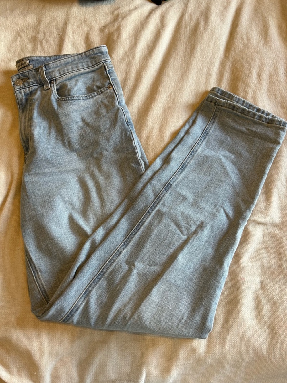 LL bean classic fit jeans size 10